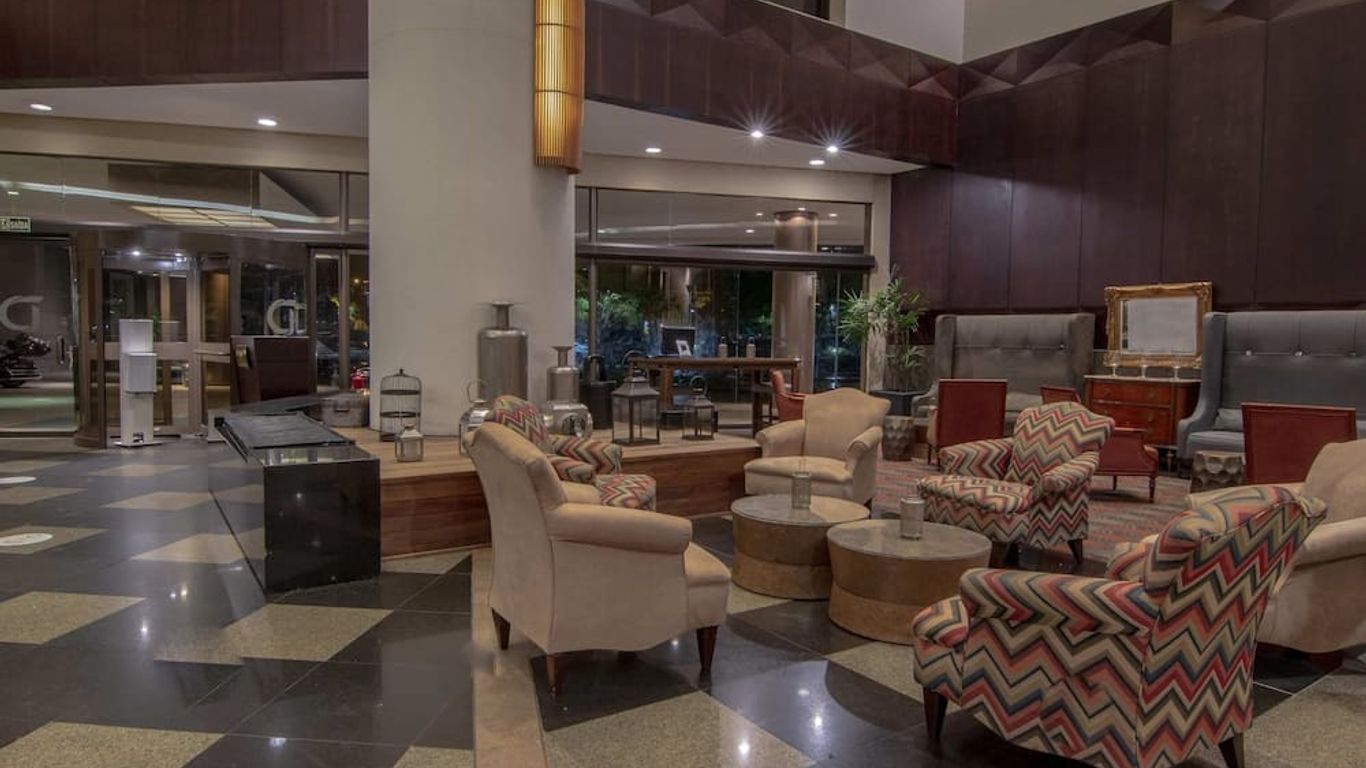 Hotel Deville Prime Porto Alegre