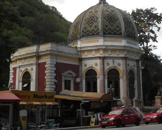 Pensiunea Ambasador - Băile Herculane