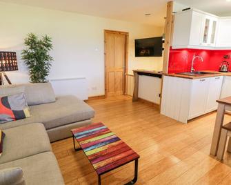 Redwood - Harlech - Living room