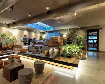 The Place - Santiago de Chile - Lobby
