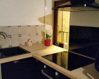 La petite maison - Sisteron - Cucina