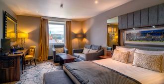 City Hotel Derry - Londonderry - חדר שינה