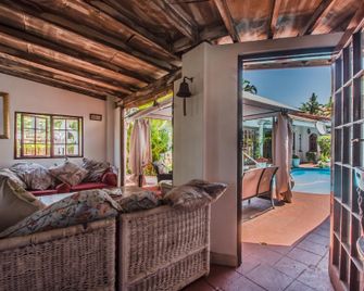 Honeypot Guesthouse - Umhlanga - Bar