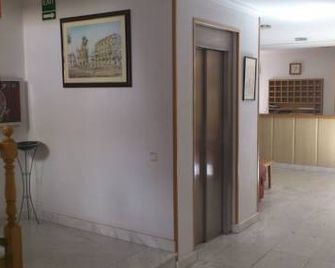 Hostal Juanito - Móstoles