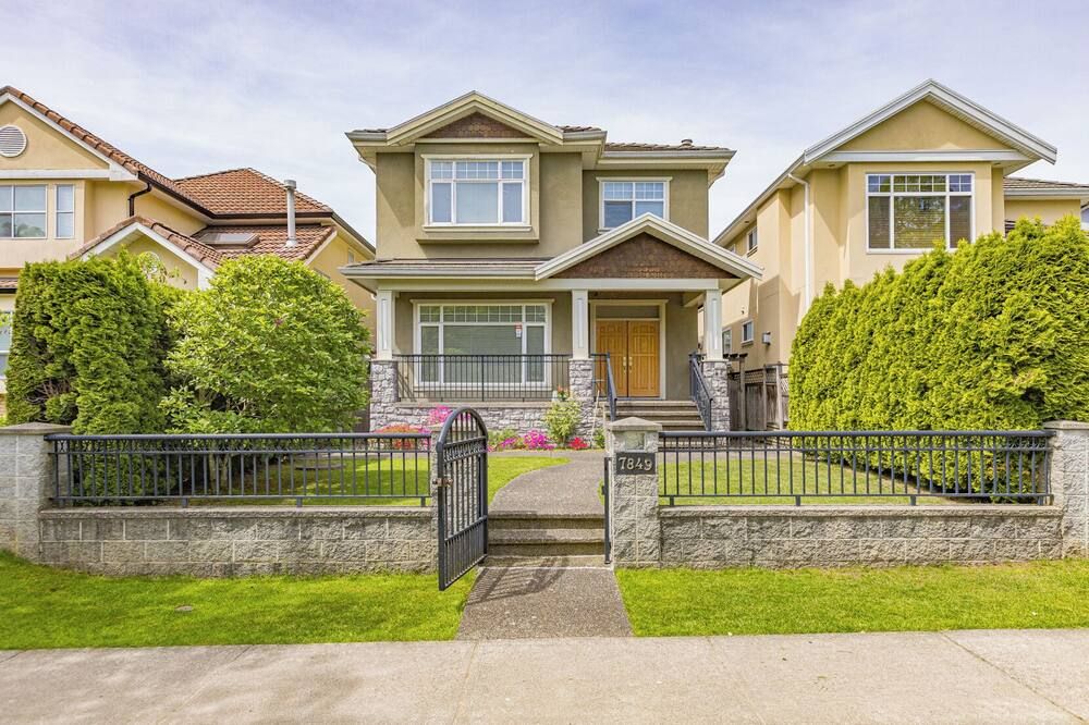 Private Sunny Cozy 1br Suite - Vancouver - Building
