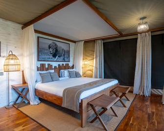 Arukore Simba Camp-Serengeti - Serengeti - Bedroom
