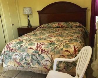 Twilight Motel - Holly Hill - Sovrum