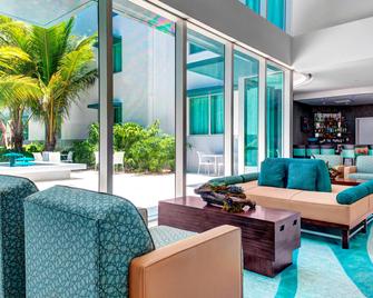 Residence Inn by Marriott Miami Beach Surfside - Surfside - Lobby