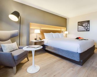 راديسون هوتل ناشفيل إيربورت - ناشفيل (تينيسي) - غرفة نوم