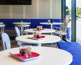 ibis Styles Mulhouse Centre Gare - Mulhouse - Restoran