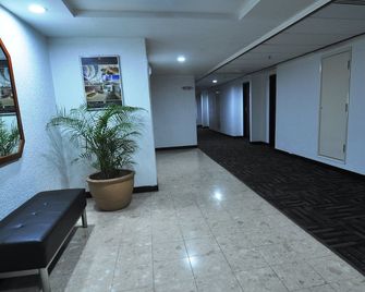 Hotel Grand Continental Kuala Terengganu - Kuala Terengganu - Gang