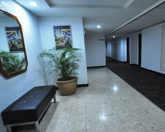 Hotel Grand Continental Kuala Terengganu - קואלה טרנגאנו - מסדרון