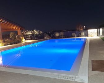 Casa Pergola 2 - Fronte piscina, parking - Bardolino - Pool