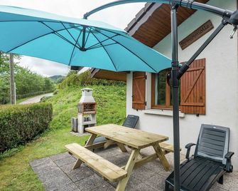 Chalet in Lotharingen near Forest & Ski Lift - La Bresse - Terasa