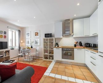 8 Condamine - Stylish In Old Town - 2 Pièces - 300m De La Mer - Nice