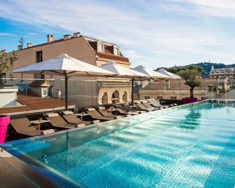 Five Seas by Inwood Hotels - Cannes - Pool