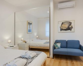 Alexander's Nest - Triest - Schlafzimmer