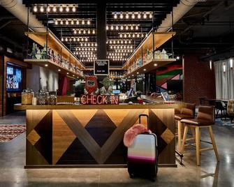 Moxy Columbia Downtown - Columbia - Bar