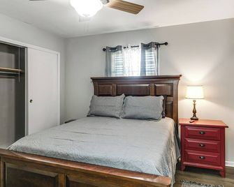 2 Mi to Dtwn Vidalia! Pet-Friendly Retreat w/ Yard - Vidalia