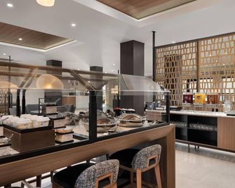 Homewood Suites by Hilton Covington - Covington - Bar