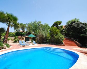Farmhouse in Soudos With Garden - Soudos - Piscina