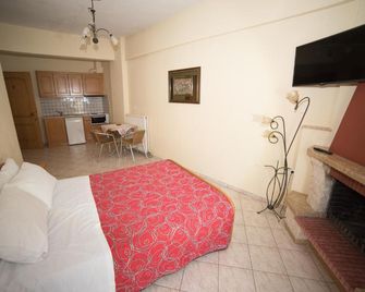 Hotel Galaxias - Loutraki - Quarto