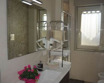 Art B&b - Caltanissetta - Bagno