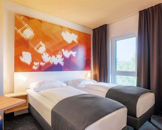 B&B Hotel Stuttgart-Bad Cannstatt - 斯圖加特 - 臥室