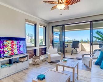 Kbm Resorts Free Car Kapalua Golf Villa Ocean View 1-Bedroom Condo Recently Remodeled Kgv-17t5 - Kapalua - Living room