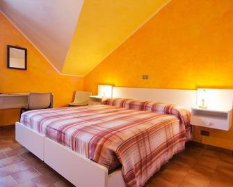Hotel Edelweiss - Bognanco - Спальня