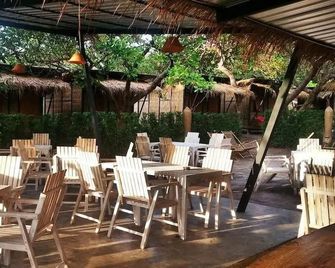 Little Hut - Ko Payam - Restaurante