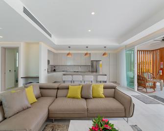 Ocean One Roatan - Coxen Hole - Living room