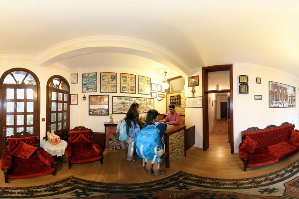 بوومرانغ جيستهاوس - سلجوق - ردهة