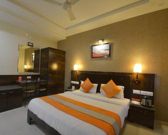 Hotel Radhe - Dwārka - Habitación