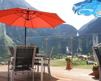 Panoramahotel Burgeck - Krimml - Patio