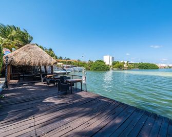 Hotel Imperial Laguna Faranda Cancún - קנקון