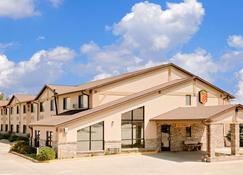 Super 8 by Wyndham Centerville - Centerville - Gebouw