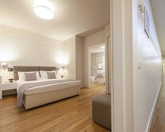 Hotel Monte Meraviglia - Cascia - Schlafzimmer