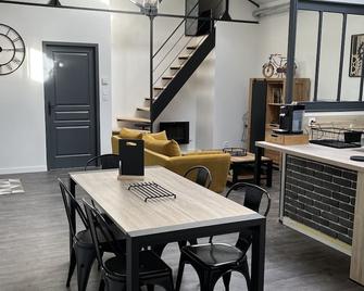 Loft Relais Coeur De France - Vierzon - Essbereich