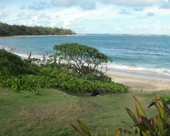 Beautiful 2 Bedroom Hukilau Beach Apt. - Laie - Spiaggia