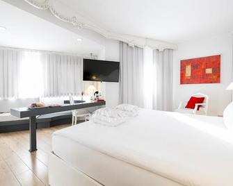 Hotel Beyond - Izmir - Kamar Tidur
