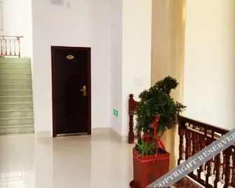 Haibinlou Holiday Hotel - Putian - Stairs