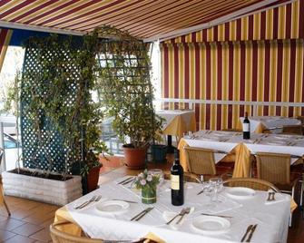 Colonial Parque - Los Gigantes - Restaurant