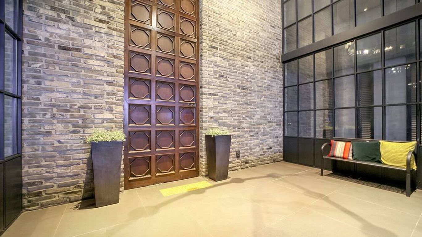 Js The Classic Hotel