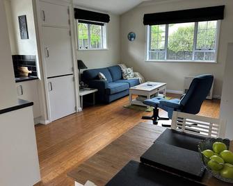 Hidden Gem - Bed & Breakfast - Upper Hutt - Sala de estar