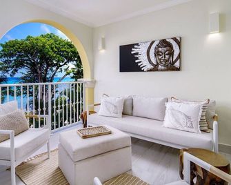 Sapphire Beach 213 3 Bedroom Apts - Dover - Phòng khách