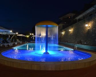 Residence Domus Cilento - Castellabate - Piscina