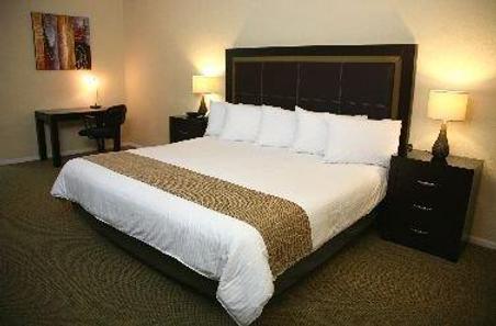 Quinta Dorada Hotel & Suites - Saltillo - Phòng ngủ