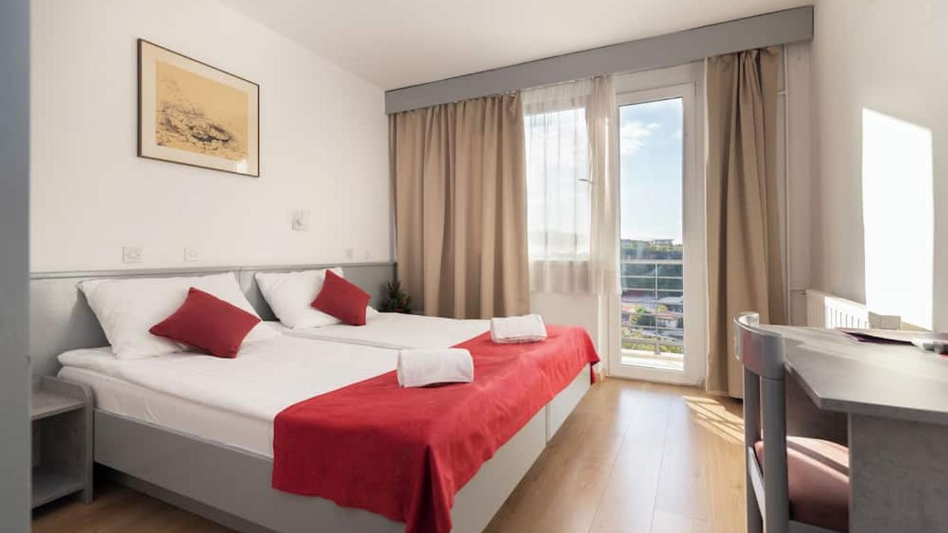 Boarding House Lucija