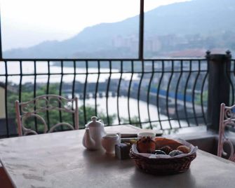 The Waterfront Shaw - Lavasa - Balcony
